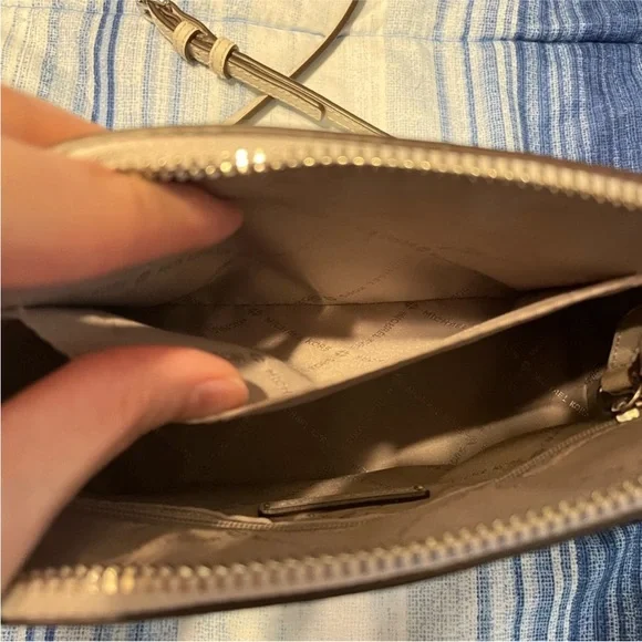 Michael Kors crossbody/shoulder bag - Picture 4 of 11